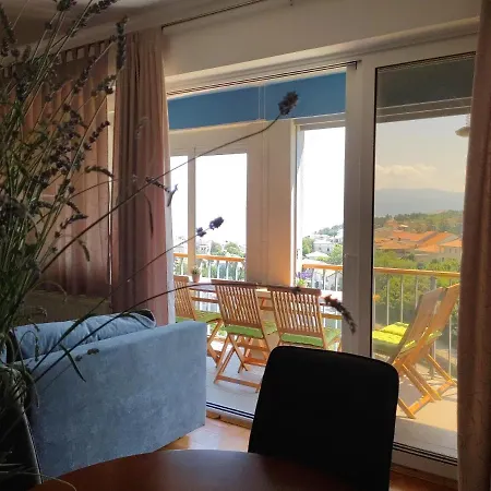 Apartman Borna Vrbnik Exterior photo