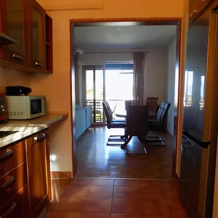 Apartman Borna Vrbnik Exterior photo