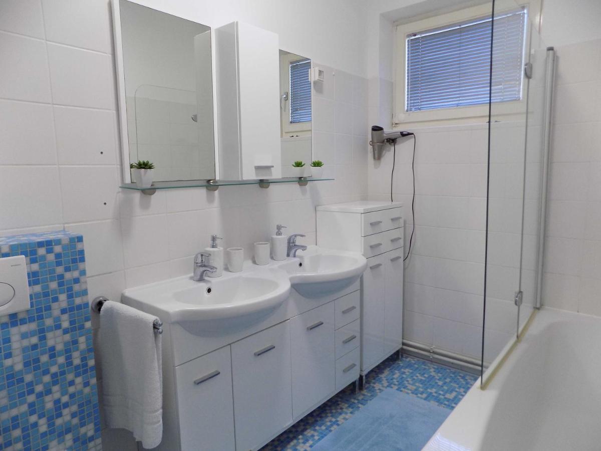 Apartment Borna *